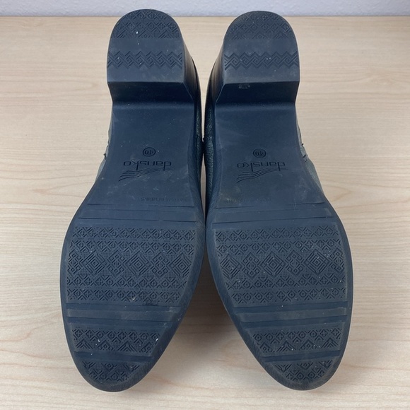 Dansko Harlene Distressed Grey Leather Heeled Bootie Size 40 - Picture 7 of 9